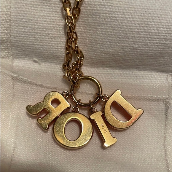 Christian Dior Necklace - Picture 2 of 3